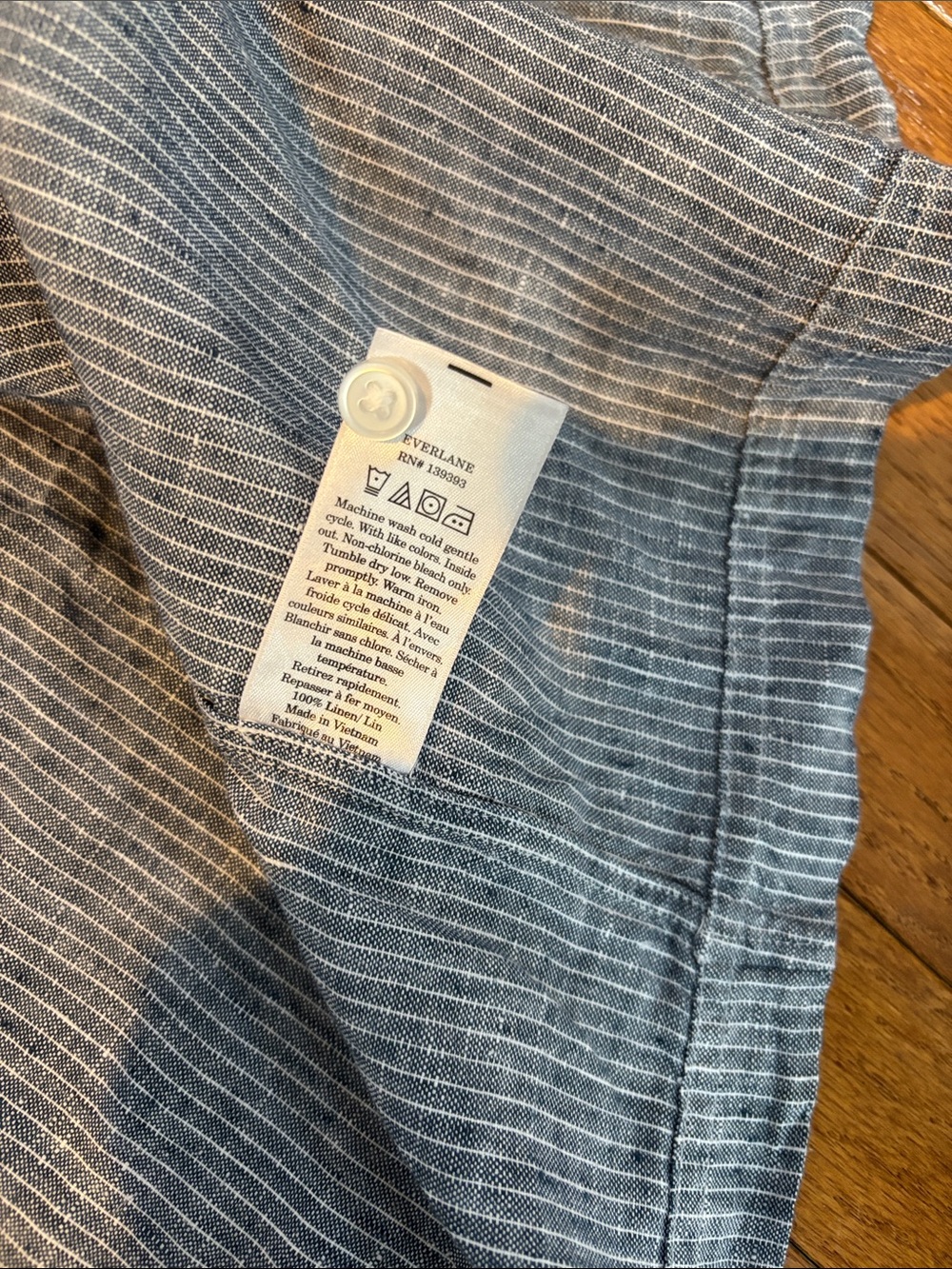 Everlane Blue Striped Linen Short-Sleeve Button-Down Shirt - Picture 5 of 5